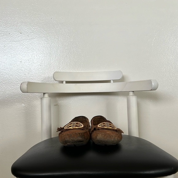 Tory Burch suede fringe accent moccasins - Picture 2 of 10